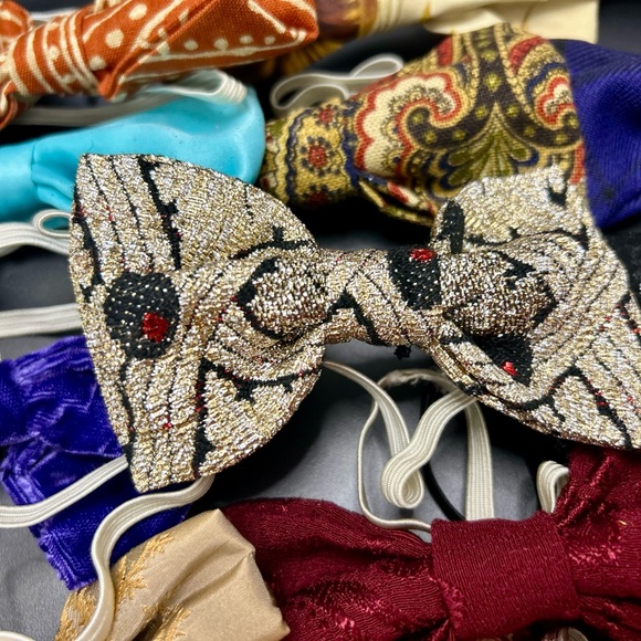 Med. Bag of ties. Unisex, 20 Pre-tied Bow Tie lot, homemade - Picture 8 of 10